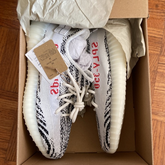 Yeezy boost 350 v2 new - Picture 2 of 5
